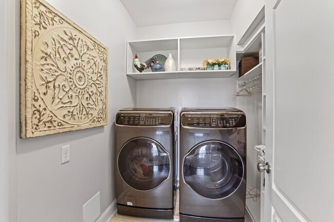 Building Photo - 1412 Musgrove Alley