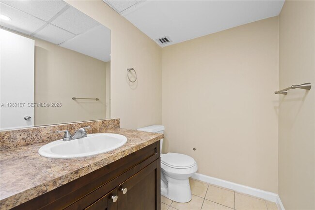 Building Photo - 16740 NE 9th Ave