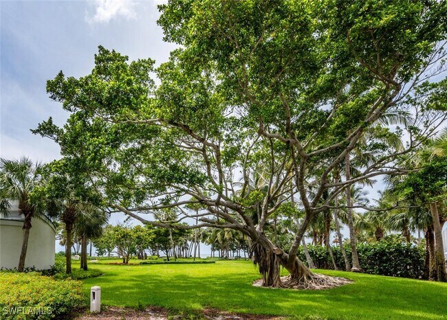 Building Photo - 4200 Belair Ln