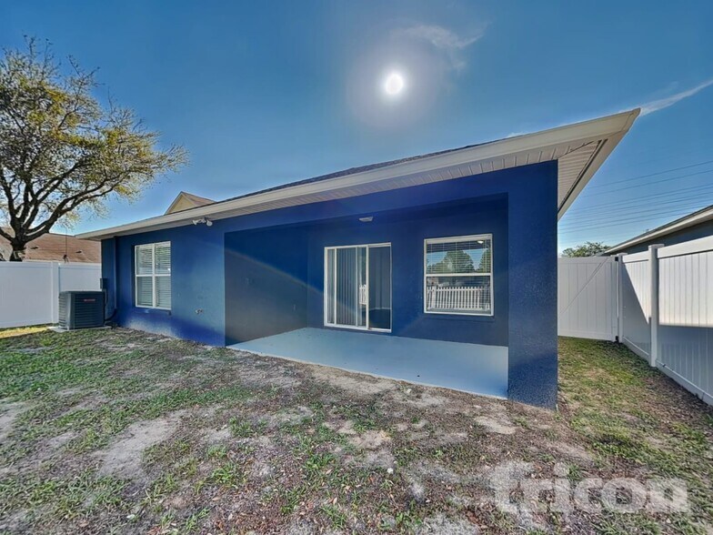 Building Photo - 9588 Southern Charm Cir