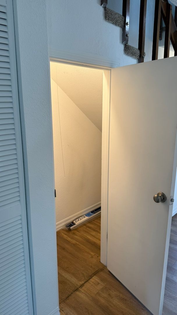 Building Photo - 3 Bed 2 1/4 Bath Townhome