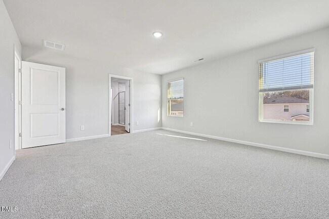 Building Photo - 528 Bridger Dr