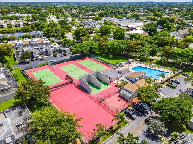 Building Photo - 1424 NW 113th Way