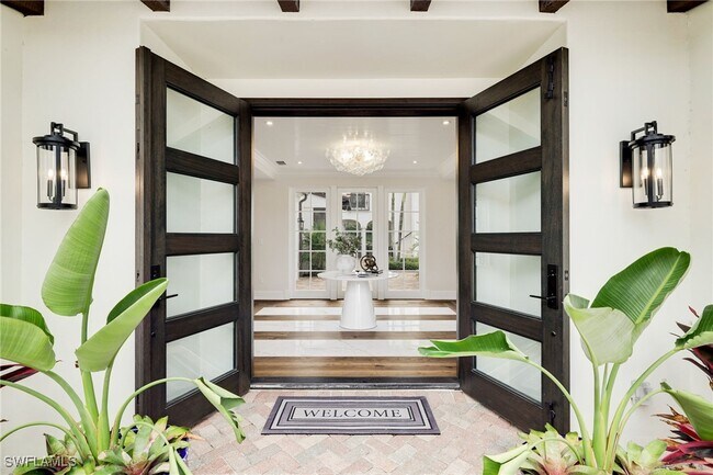 Primary Photo - 18141 Via Portofino Way