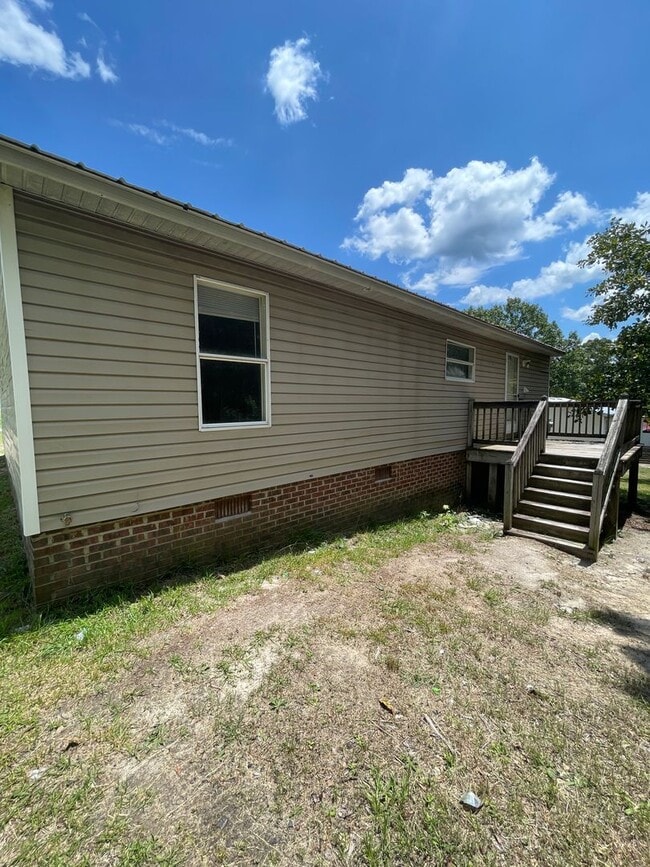 Building Photo - 430 Valley Forge Way S