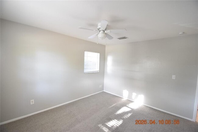 Building Photo - 10922 Hyacinth Ave