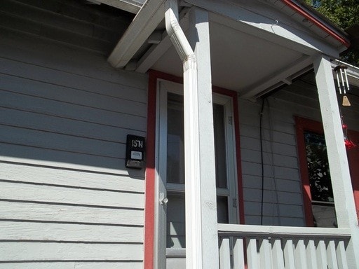 Primary Photo - 1-154 Monroe St