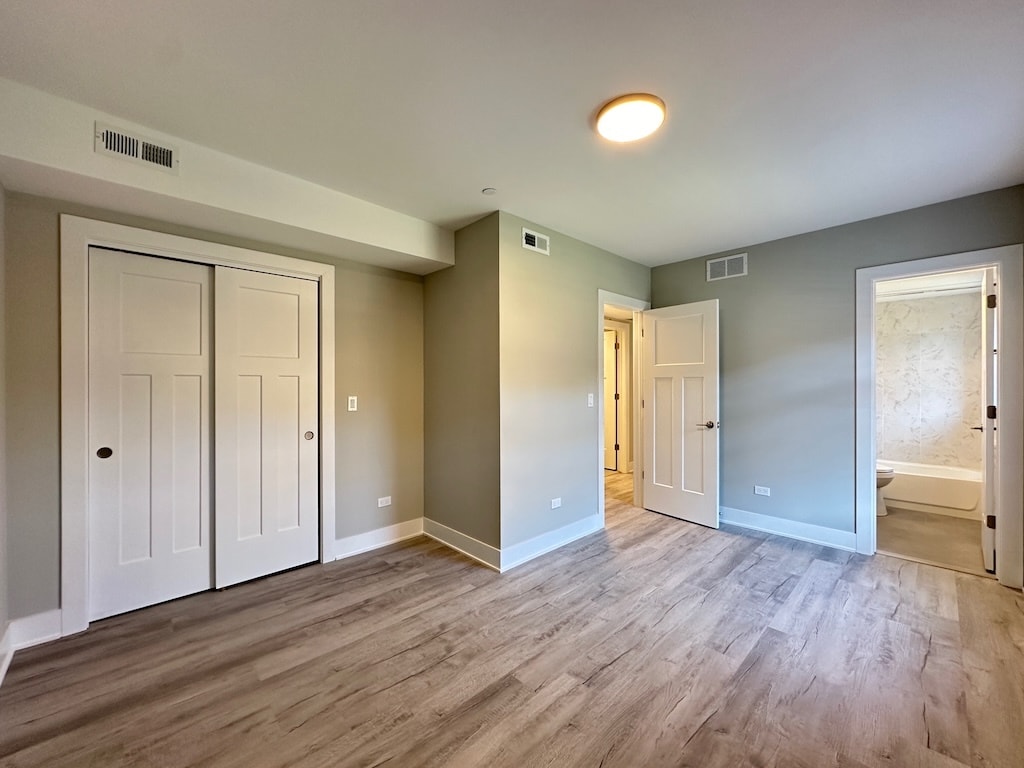 Building Photo - 1142 Oak Ave