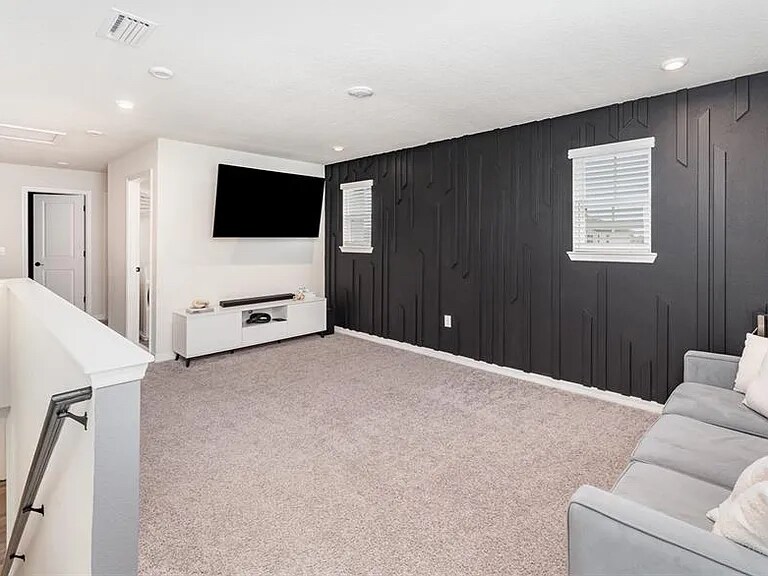 Building Photo - 13532 Palmera Vista Dr