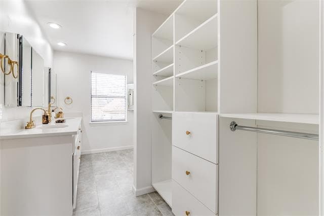 Building Photo - 9130 Valley Chapel Ln