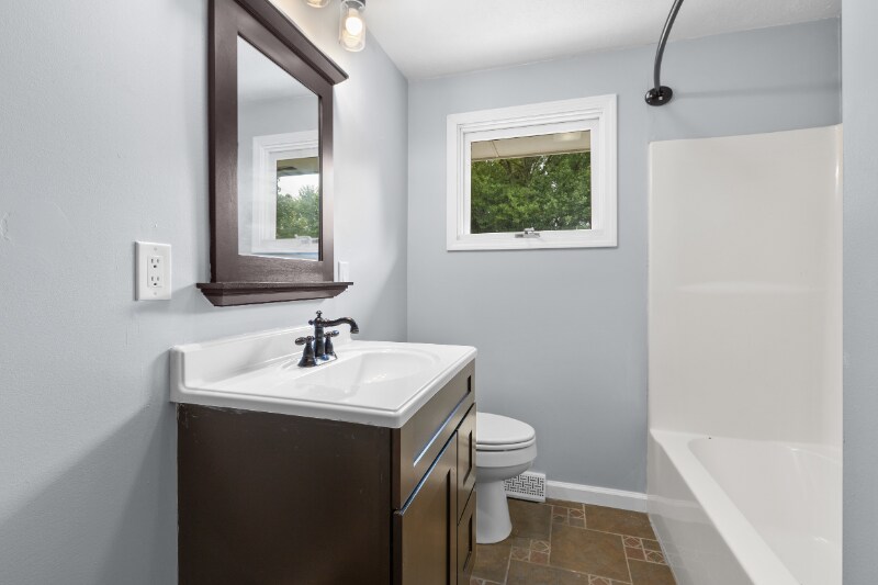 Building Photo - 51235 Burrwood Dr