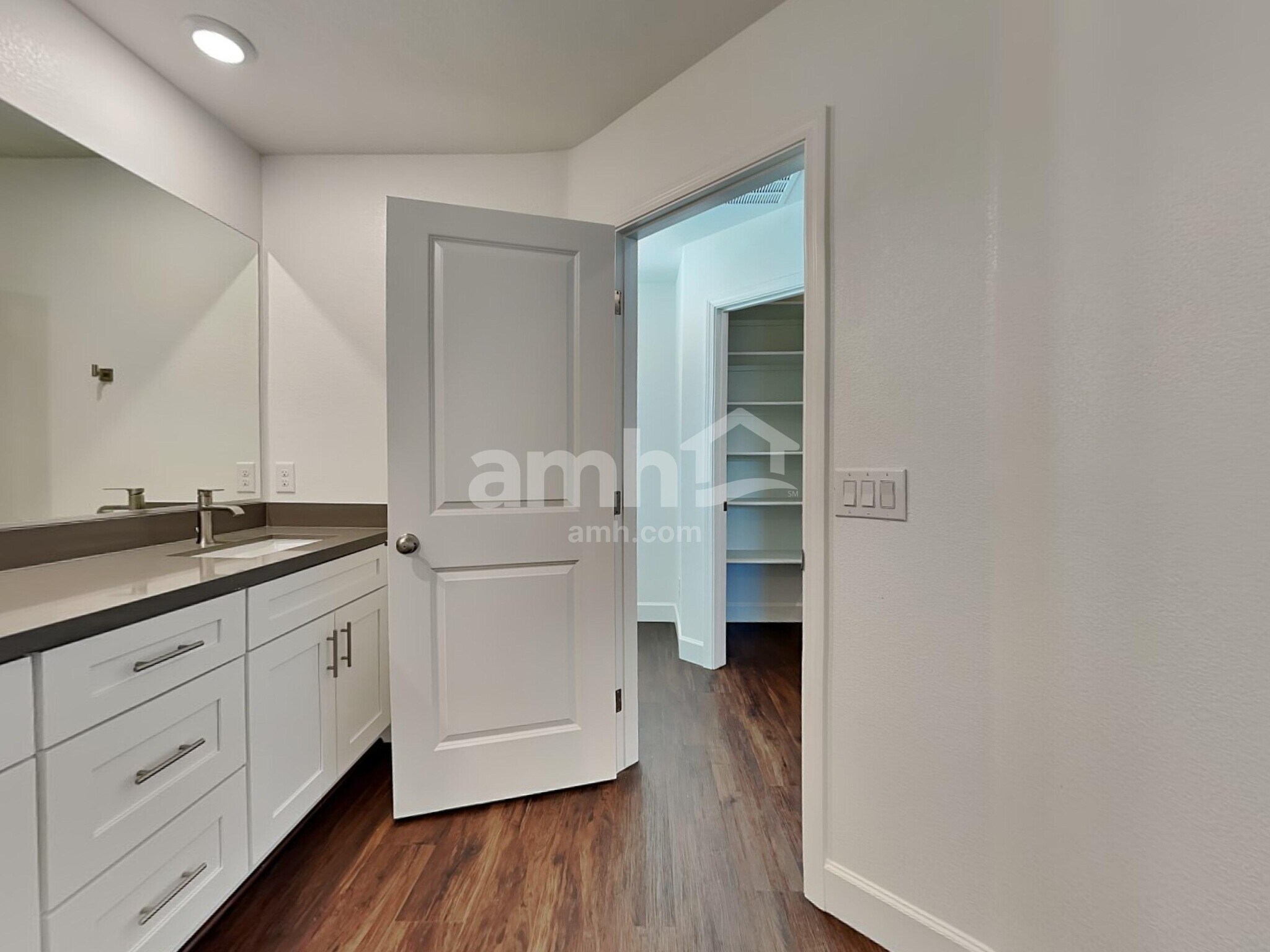 Building Photo - 284 Yasmin Daylily Pl