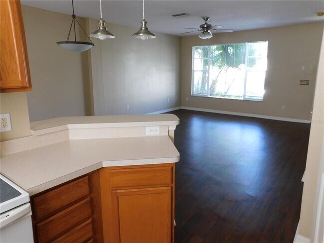 Building Photo - 12450 Country White Cir