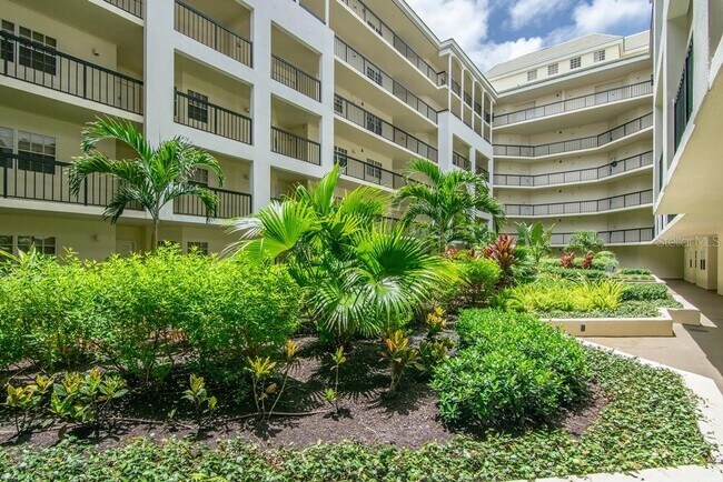 Building Photo - 1002 S Harbour Island Blvd