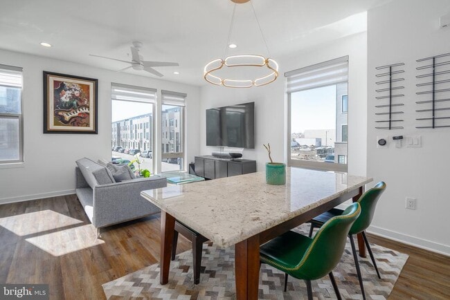 Building Photo - 3101 Riseview Ln