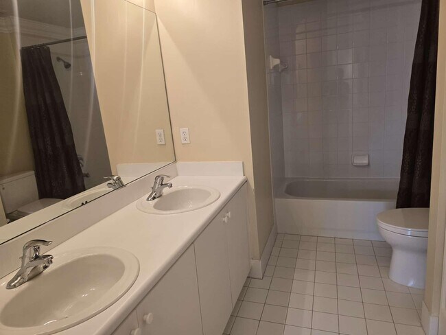 Building Photo - 2755 SW 165th Ave