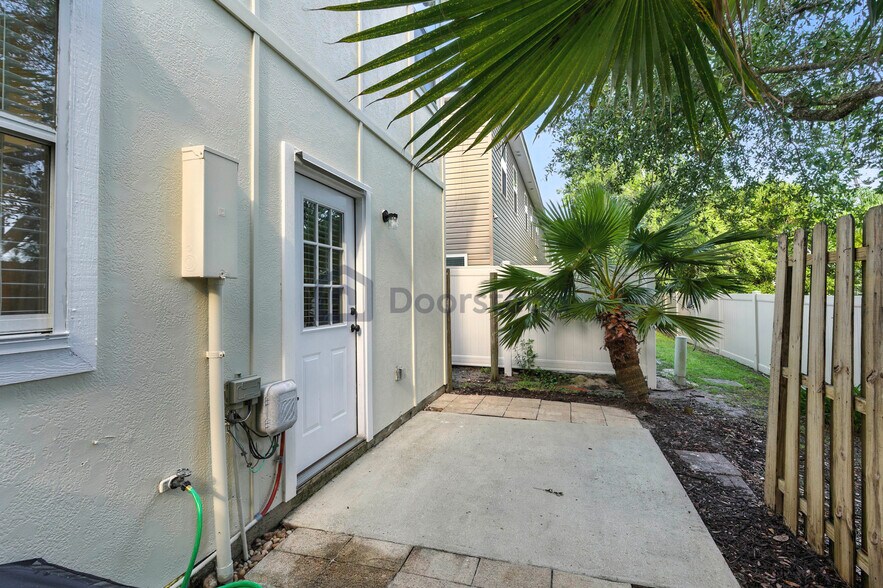 Building Photo - 74 Moultrie Village Ln
