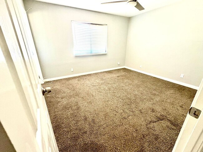 Building Photo - Welcoming 3 Bedroom 1.5 Bathroom Home