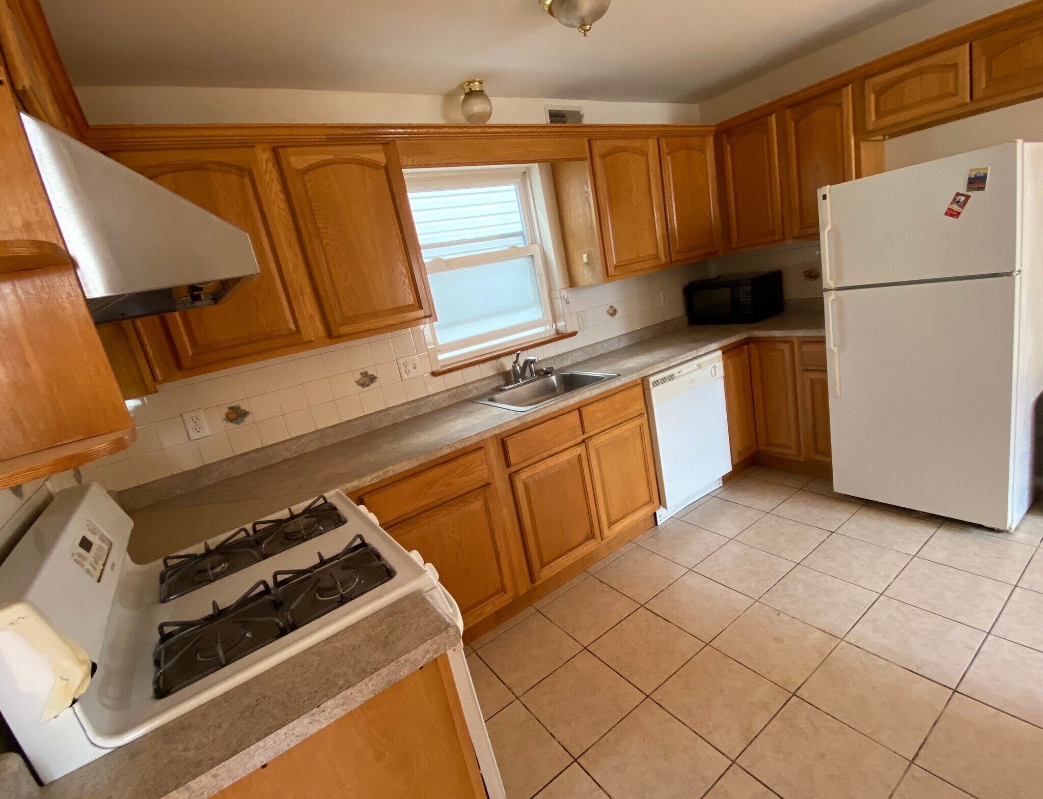 Building Photo - 725 Jersey St