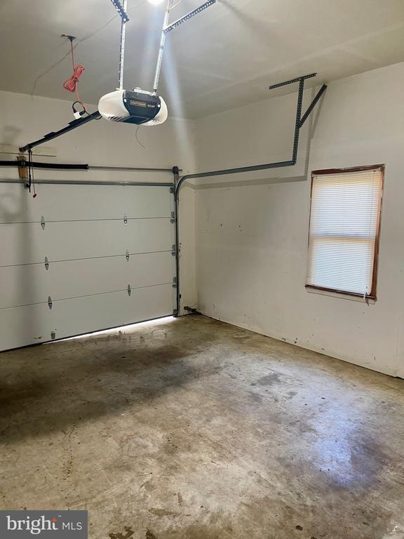 Building Photo - 11803 Bishops Content Rd