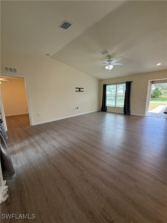 Building Photo - 1209 Banjo Ct