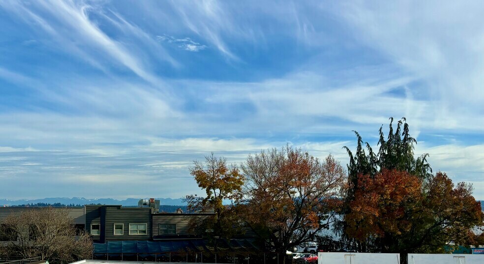 Building Photo - 110 Erie Ave