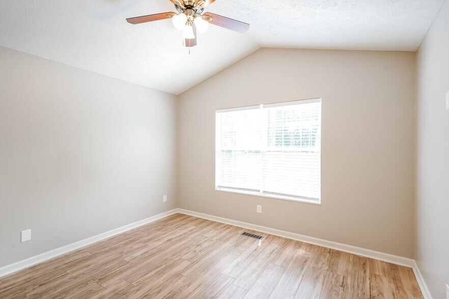 Building Photo - 106 Yocum Dr