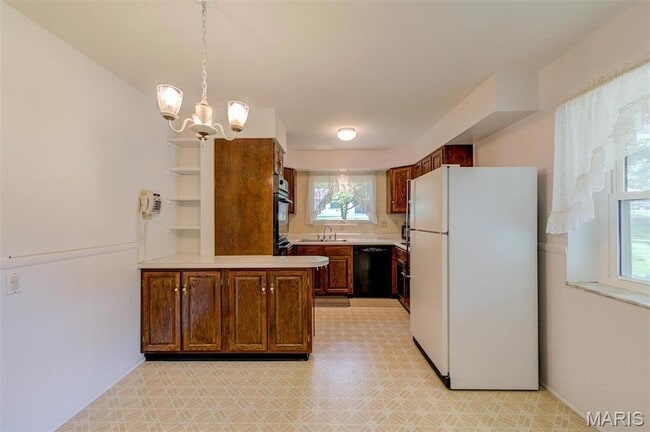 Building Photo - 1853 Burlewood Dr