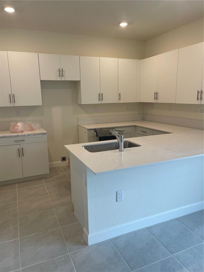 Building Photo - 3244 W 114th Terrace