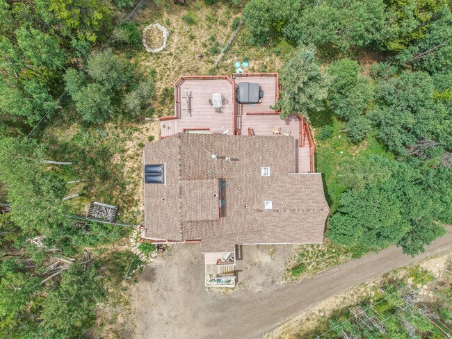 Building Photo - 204 Bristlecone Way