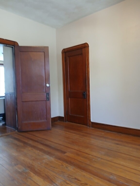 Building Photo - 196 Hope St