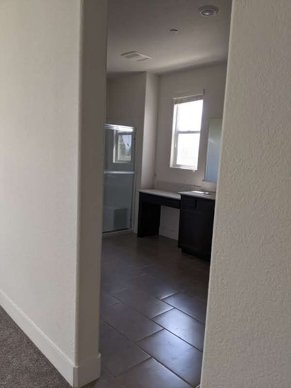 Building Photo - 2312 Vaca Way