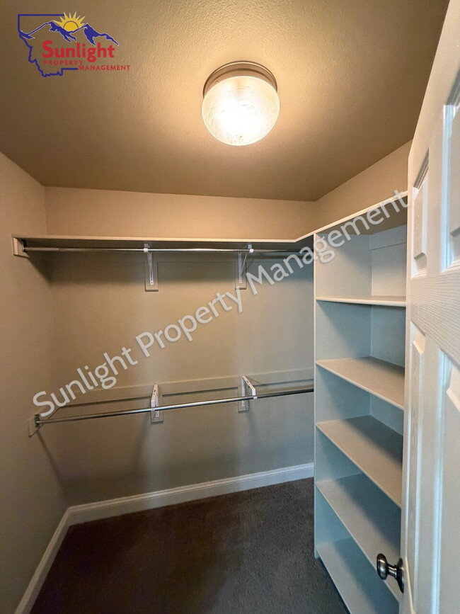 Building Photo - 3-Bed 3-Bath Gem with 2,440 Sq Ft of Comfort in Laurel, MT!