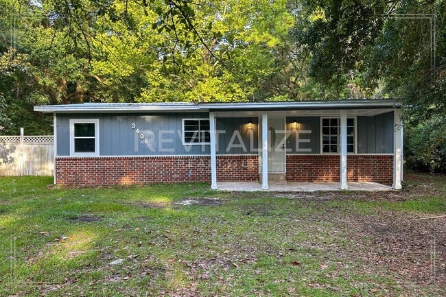 Primary Photo - COMING SOON! Cute 4 Bedroom House