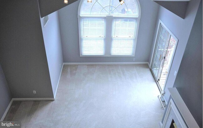 Building Photo - 12249 Fairfield House Dr