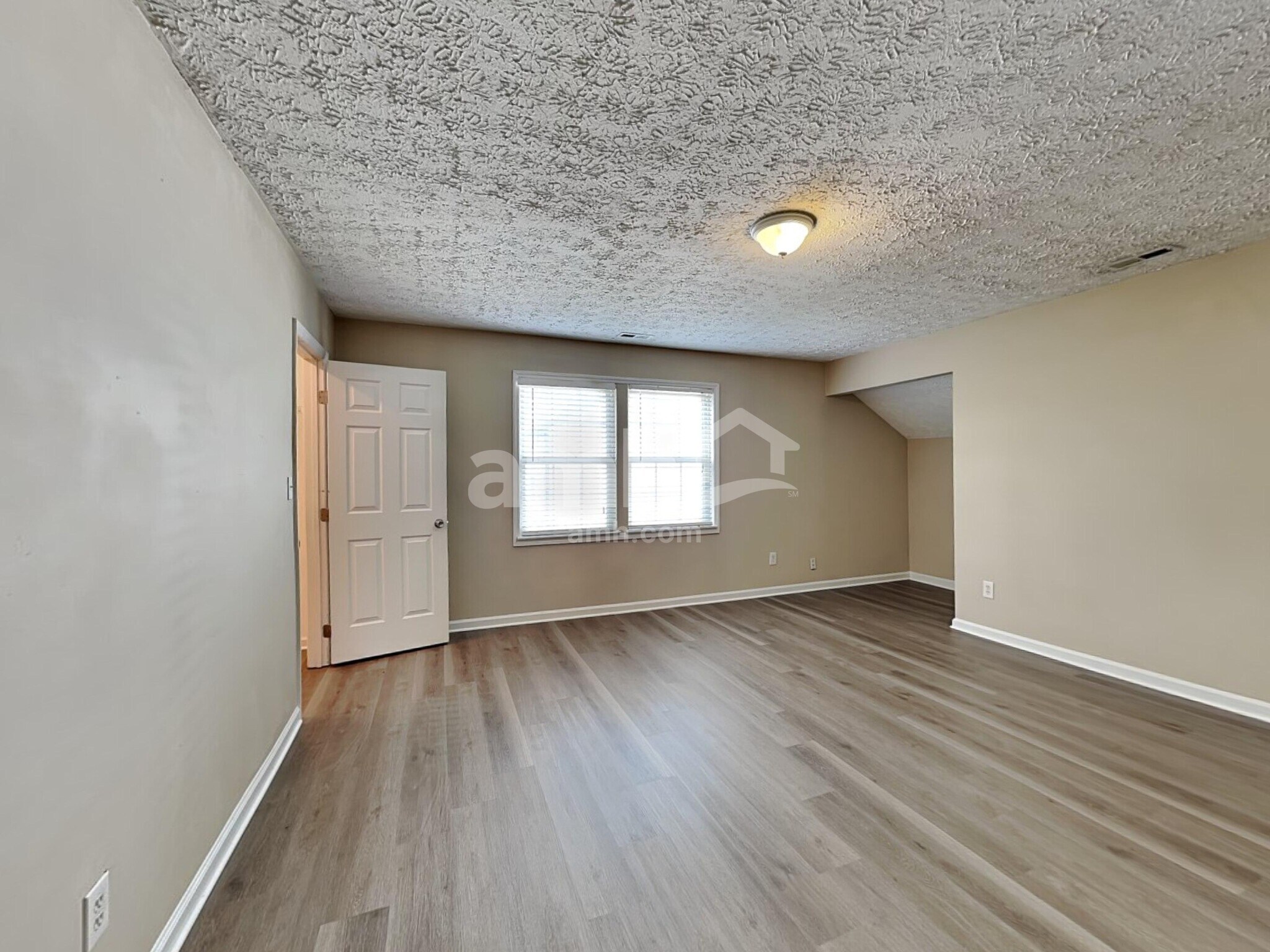 Building Photo - 7019 Beaverwood Dr