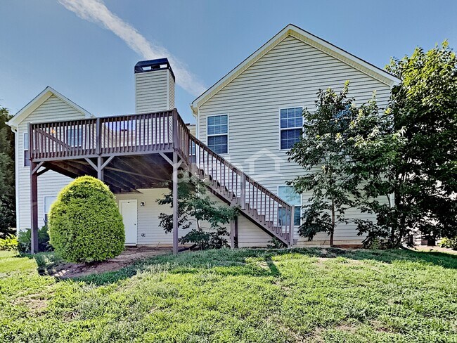 Building Photo - 1105 River Tusk Pl NE
