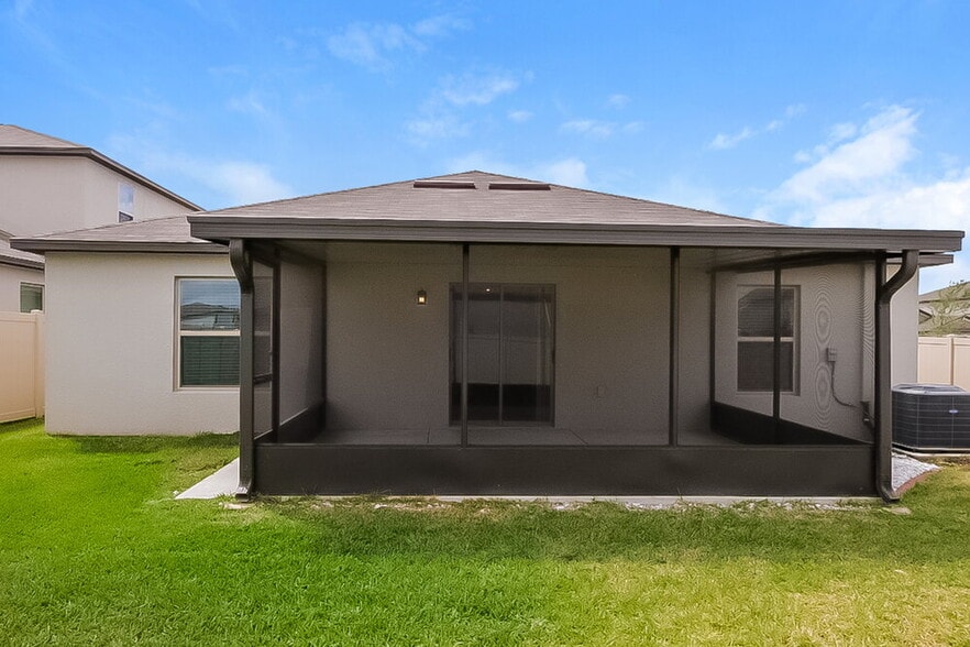 Building Photo - 5518 Rainwood Meadows Dr