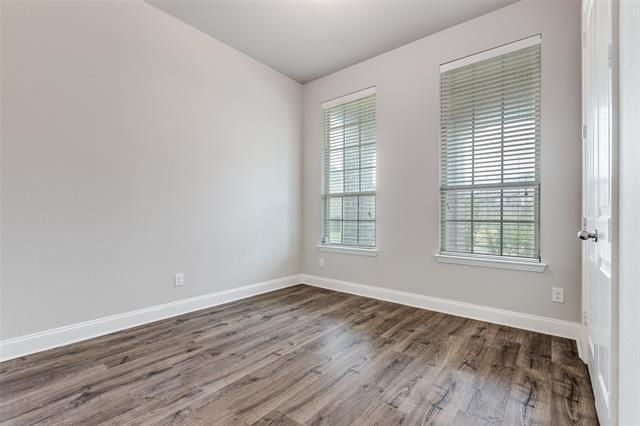 Building Photo - 2202 Fairfield Ave