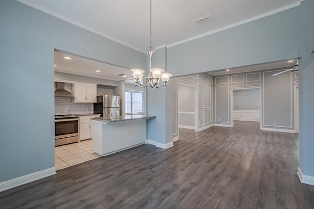Building Photo - 2300 San Gabriel Dr