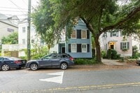 Building Photo - 3 Bedroom, 1.5 Bathroom Home Downtown - Charleston