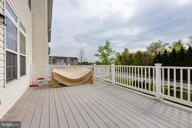 Building Photo - 7599 Taunton Ct