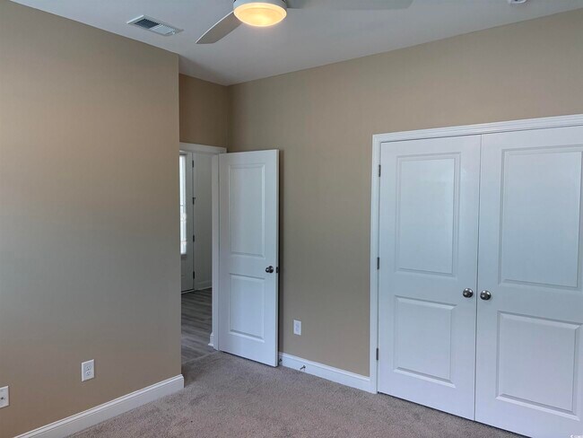 Building Photo - 1519 Wood Stork Dr