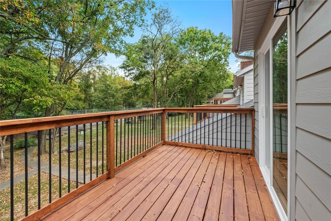 Building Photo - 2064 N Kantz Ln