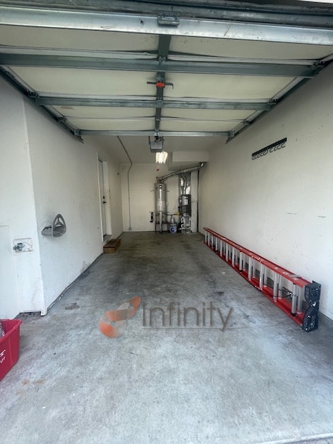 Building Photo - 17716 SW Heatherwood Ln