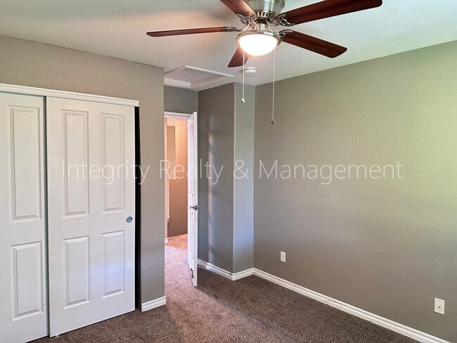 Building Photo - 10644 Wildhurst Cir