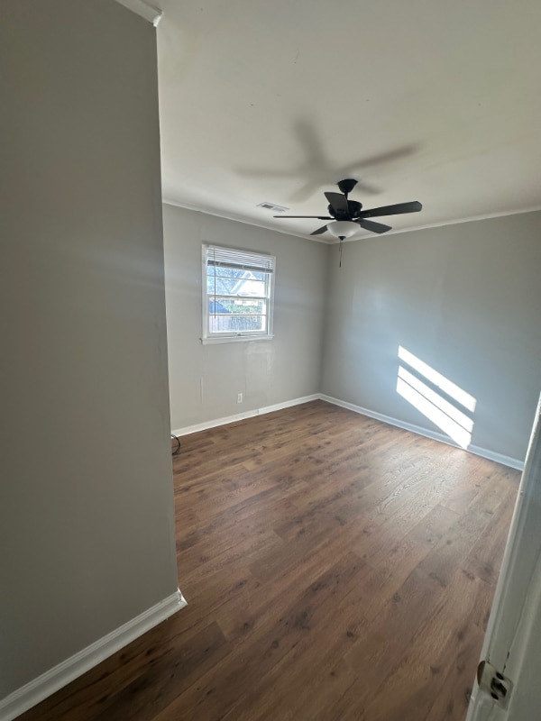 Building Photo - 123 S Sam Davis Ave