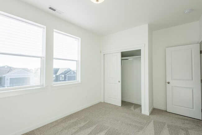 Building Photo - Brand New Home in an Amenity Filled Neighborhood