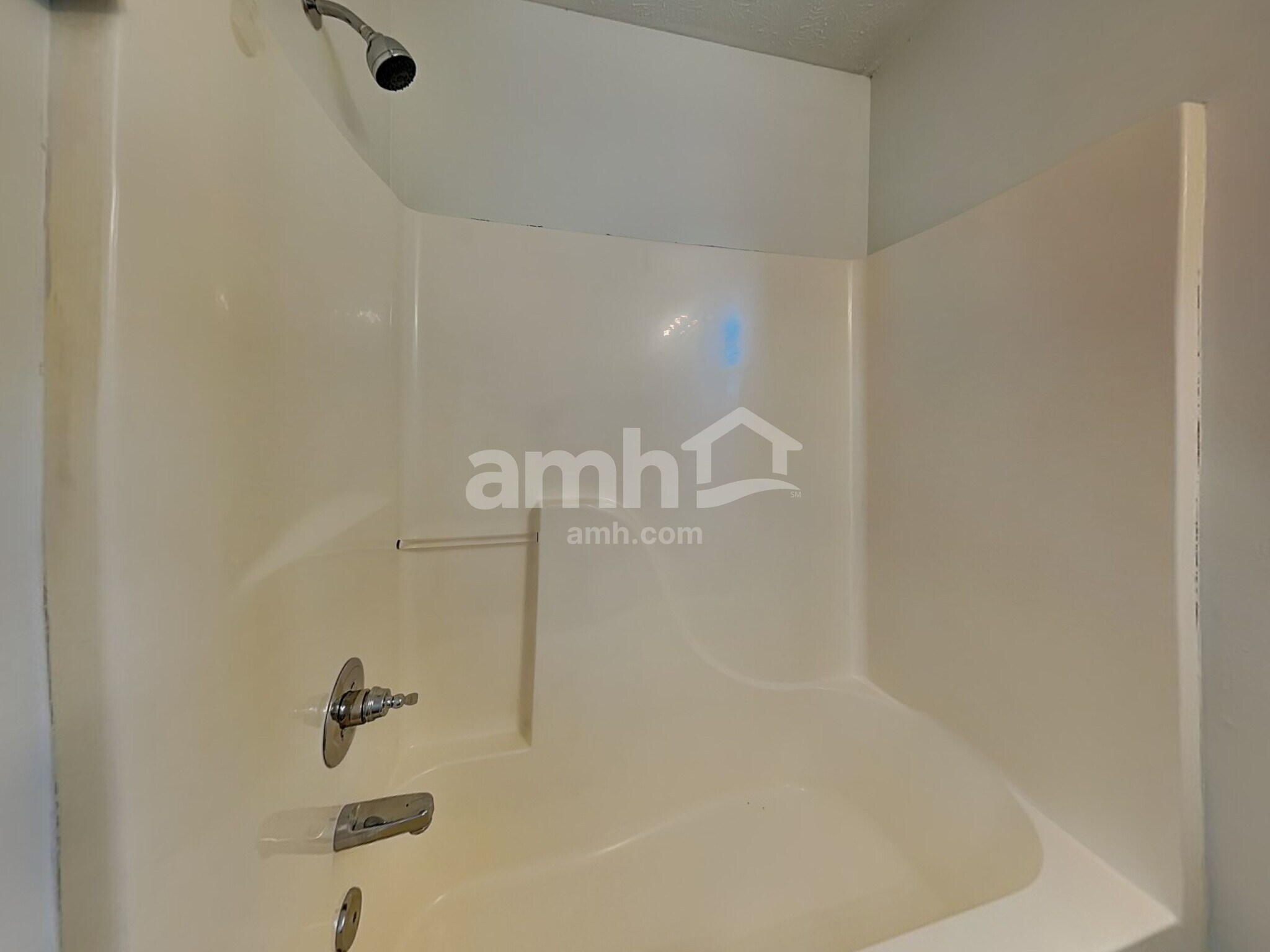 Building Photo - 614 Worthington Pl