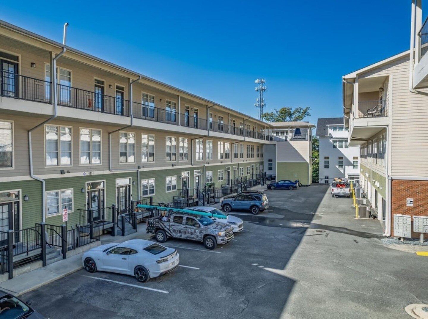 Building Photo - 415 Saint Francis St